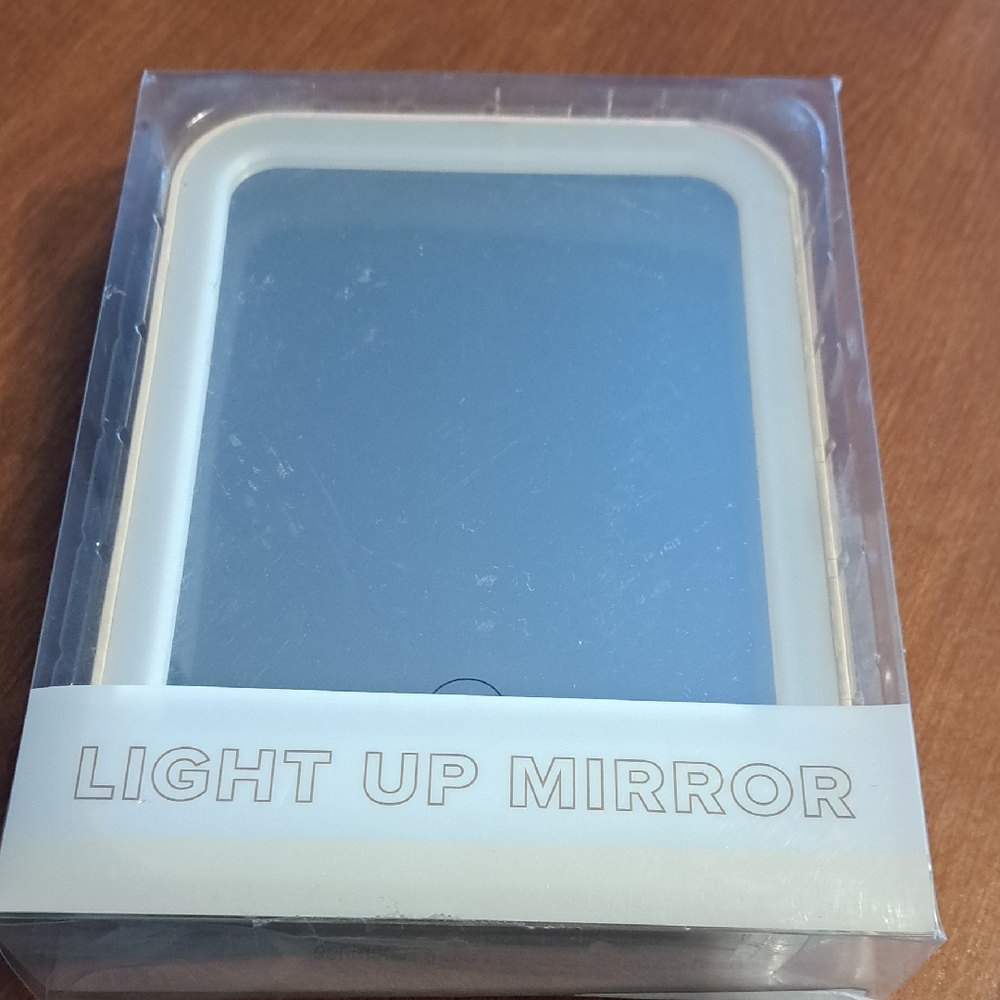 Light Up Mirror - White/ BUNDLE ONLY